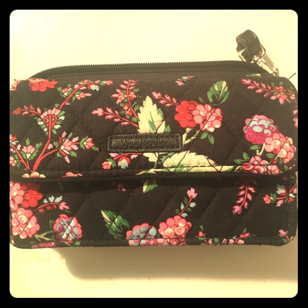 🌿🍇VERA BRADLEY VINE BERRY FLORAL RFID All in 1🌱